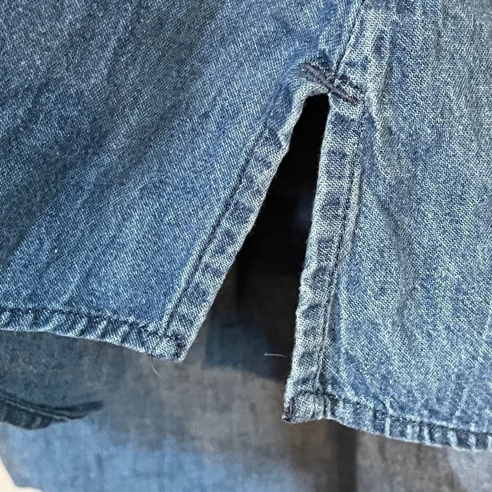 Lane Bryant Top Women 26 Blue Denim Ruffle Smocked Neutral Boho Western Cowgirl - Picture 9 of 14